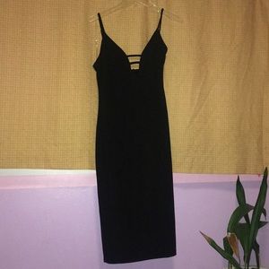 Black bodycon dress